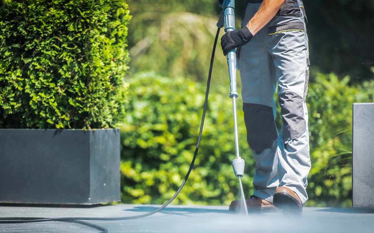 Keep-Your-Patio-Clean